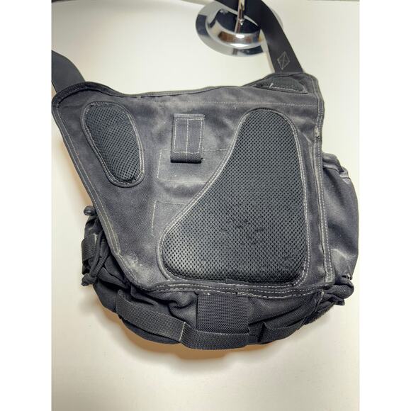 Expedition Hard Use Gear Tactical Black Jumbo Sling Bag Multi Pocket Utility - Picture 4 of 9